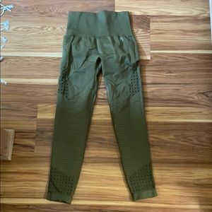 ABS2B Seamless Scrunch Butt 🍑